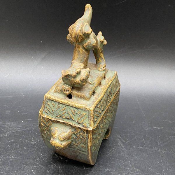 茶道具 香道具 醒獅 白磁三足香炉  工芸品 美術品 置物 茶道具 香道具 醒獅 白磁三足香炉 工芸品 美術品 置物