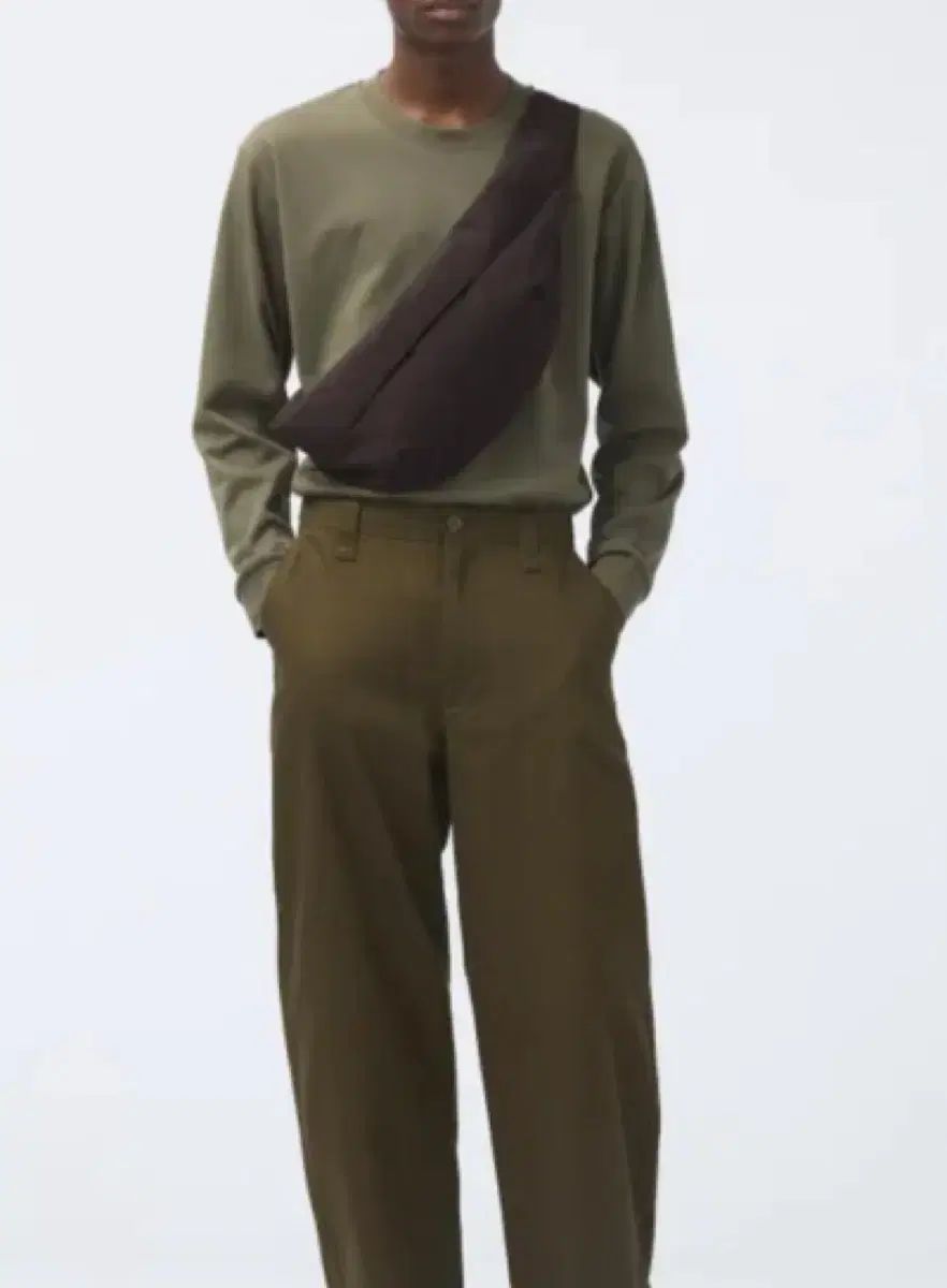 UNIQLO(ユニクロ) U ワイドフィット チノパンツ ( 82 ） 38