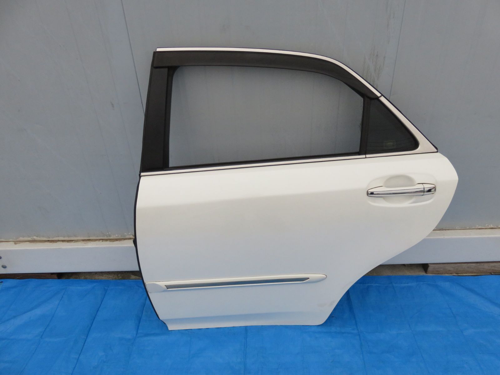 SFC2829 トヨタ GRS200 GRS202 GRS204 クラウン アスリート 純正 左リアドア 後席 左後ドア PWスイッチ 内張り付