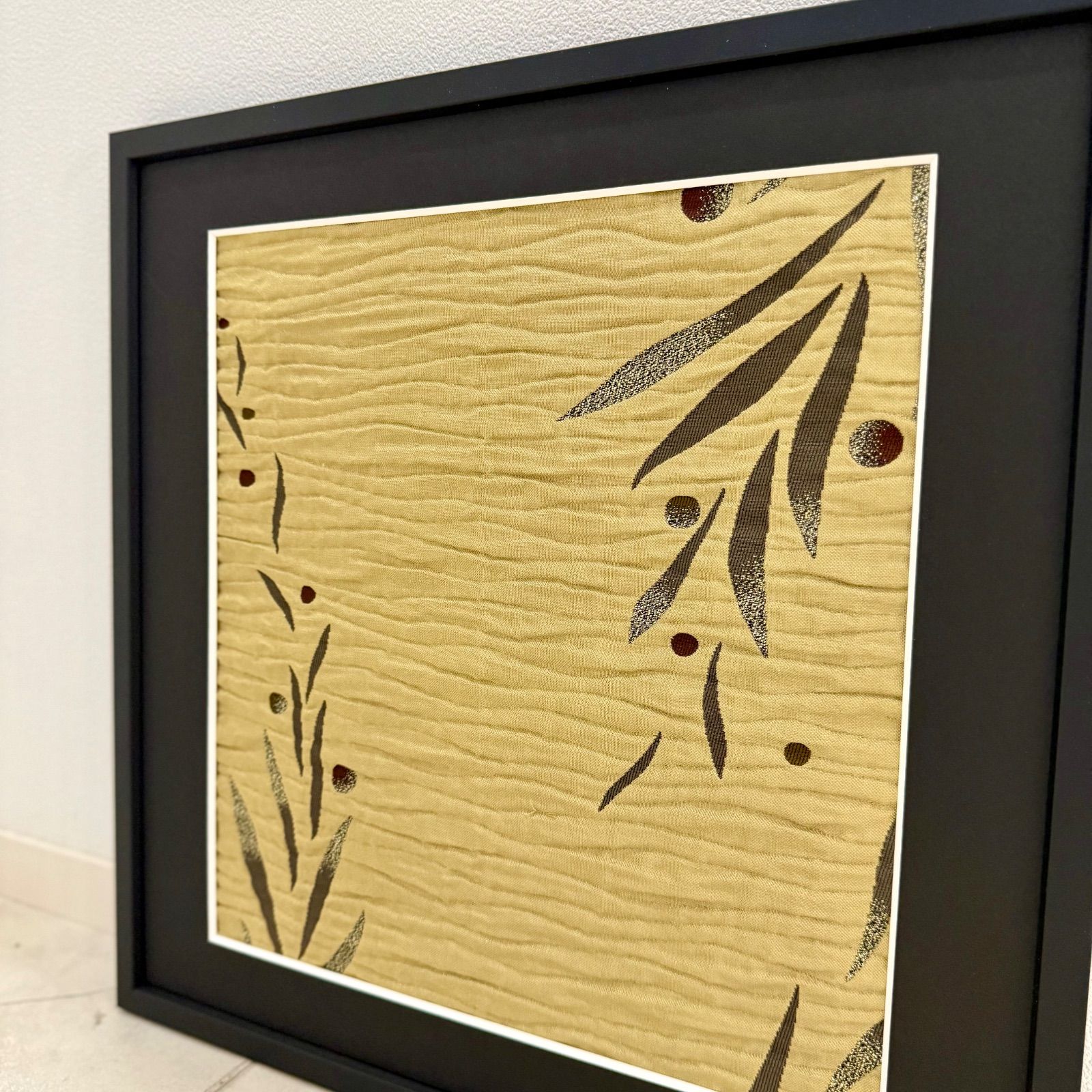 京都帯屋さん フレーム入りシルク織物アート しずくリース