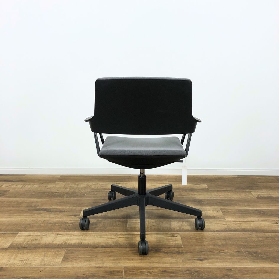 ムーヴィーサイドチェア