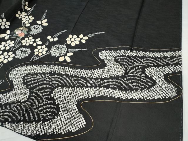平和屋着物○訪問着 絞り 刺繍 草花文 黒地 金彩 正絹 逸品 CAAU2883yc