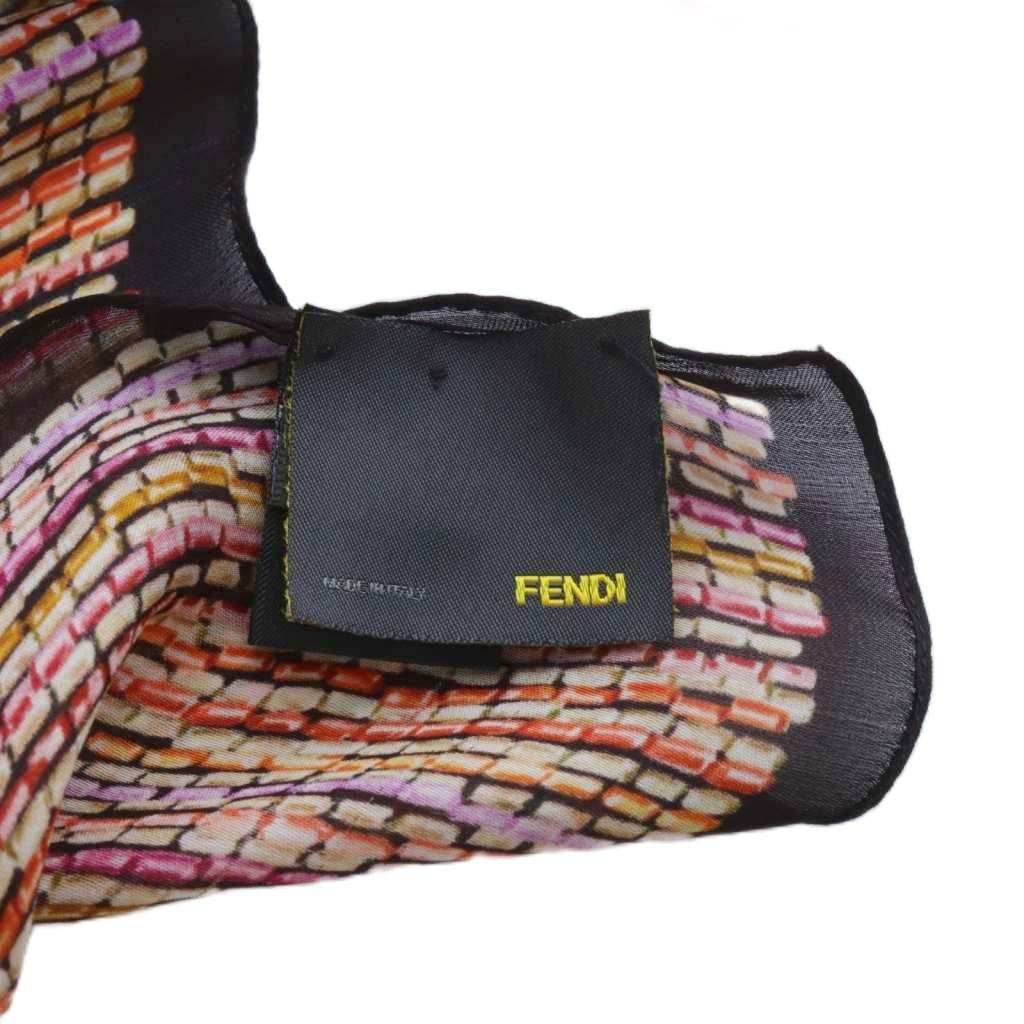 ferragamo 赤スカーフ 新品/未使用 シルク100% 85×85cm 未使用