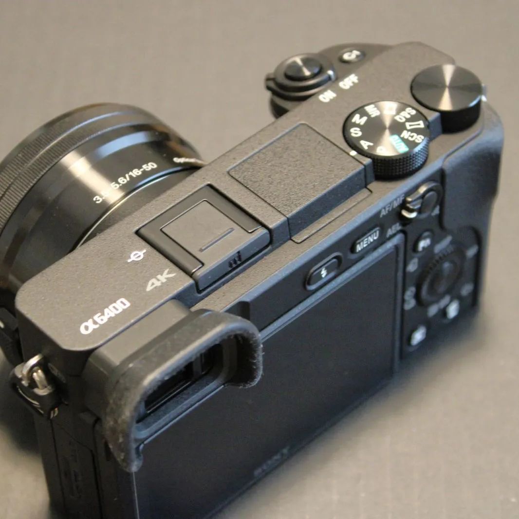 α6400