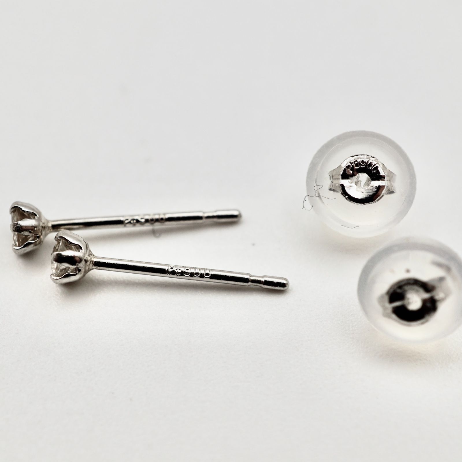 PT900 ダイヤ 0.10ct スタッドピアス 6本爪 保証書付 0.1ct プラチナ