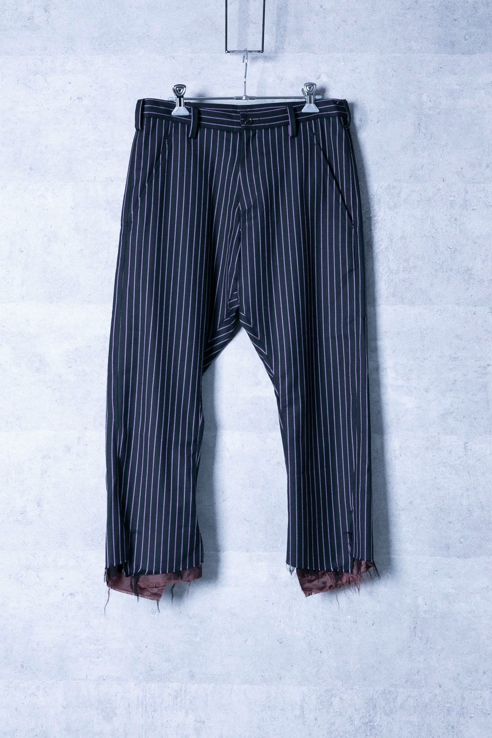 sulvam（サルバム）　スリットスラックス sulvam サルバム スリットパンツ slim PT ストライプ - メルカリ