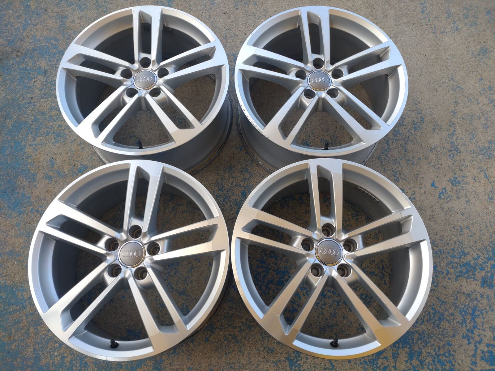 AUDI アウディ 8S TTS 純正 アルミホイール 18インチ 18×8.5J 50 PCD 112-5H 4本セット