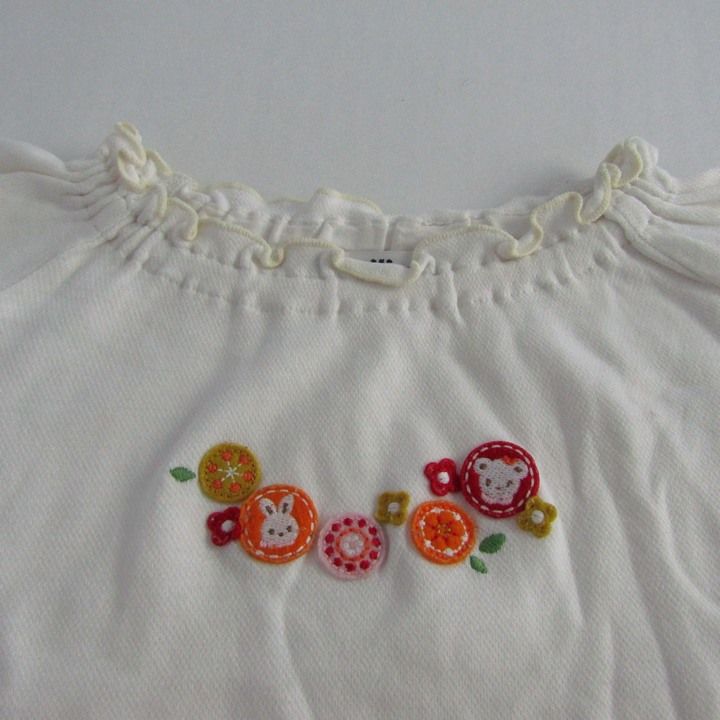 ファミリア 長袖Tシャツ トップス フリル 刺繍 日本製 ベビー
