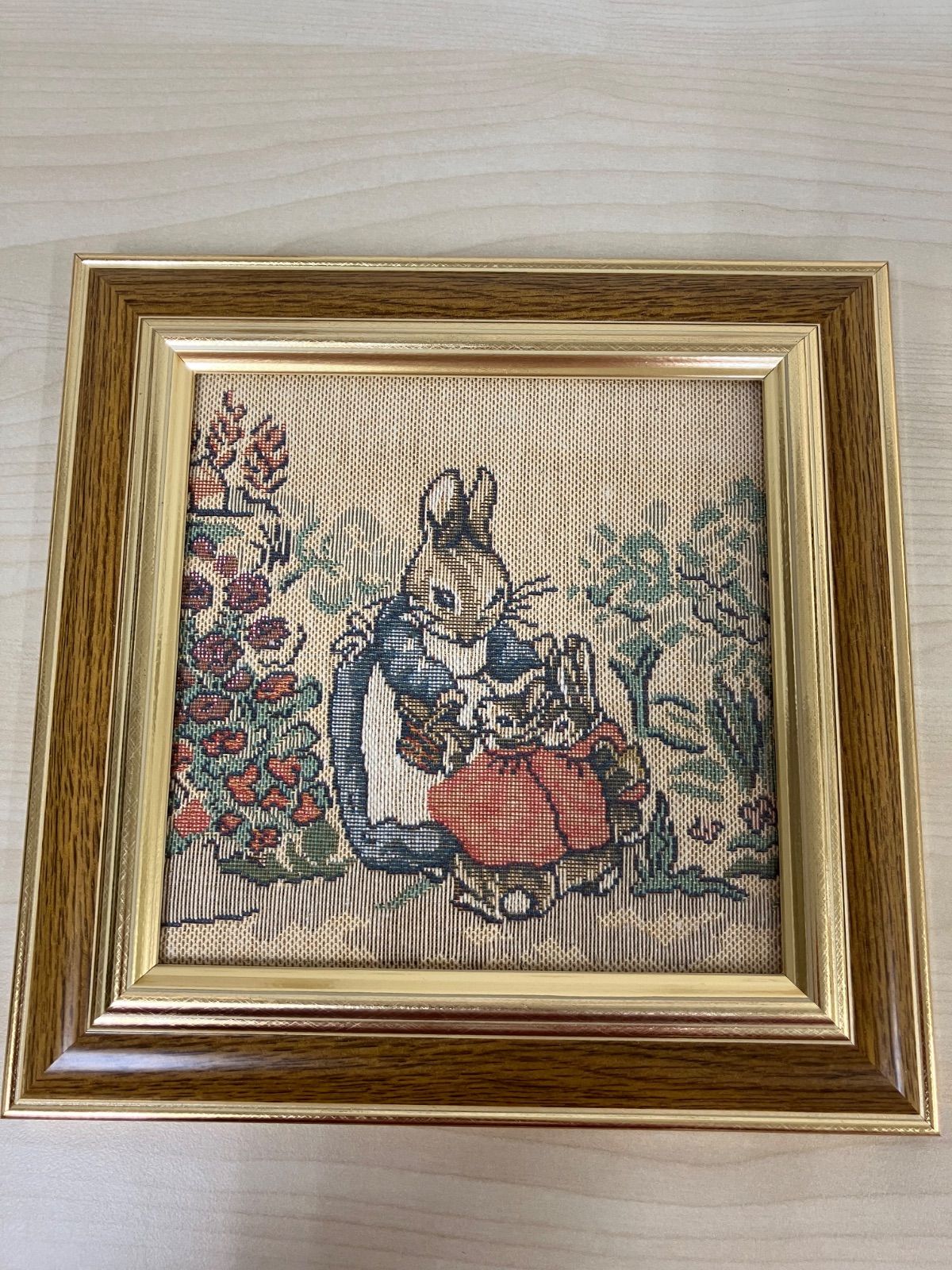ピーターラビット刺繍額縁 ☆ピーターラビット刺繍額縁 - メルカリ