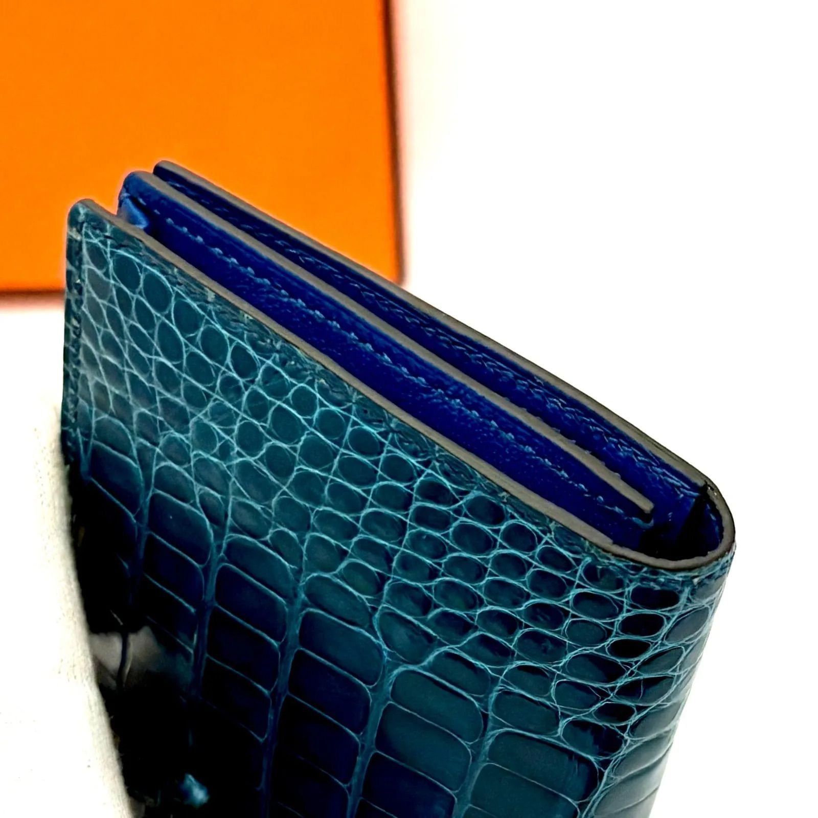 ✨海外輸入品✨値下げ不可❗️HERMES エルメス べアン アリゲーター ブルー 超希少‼️値下げ不可‼️】エルメス HERMES べアン スフレ長財布