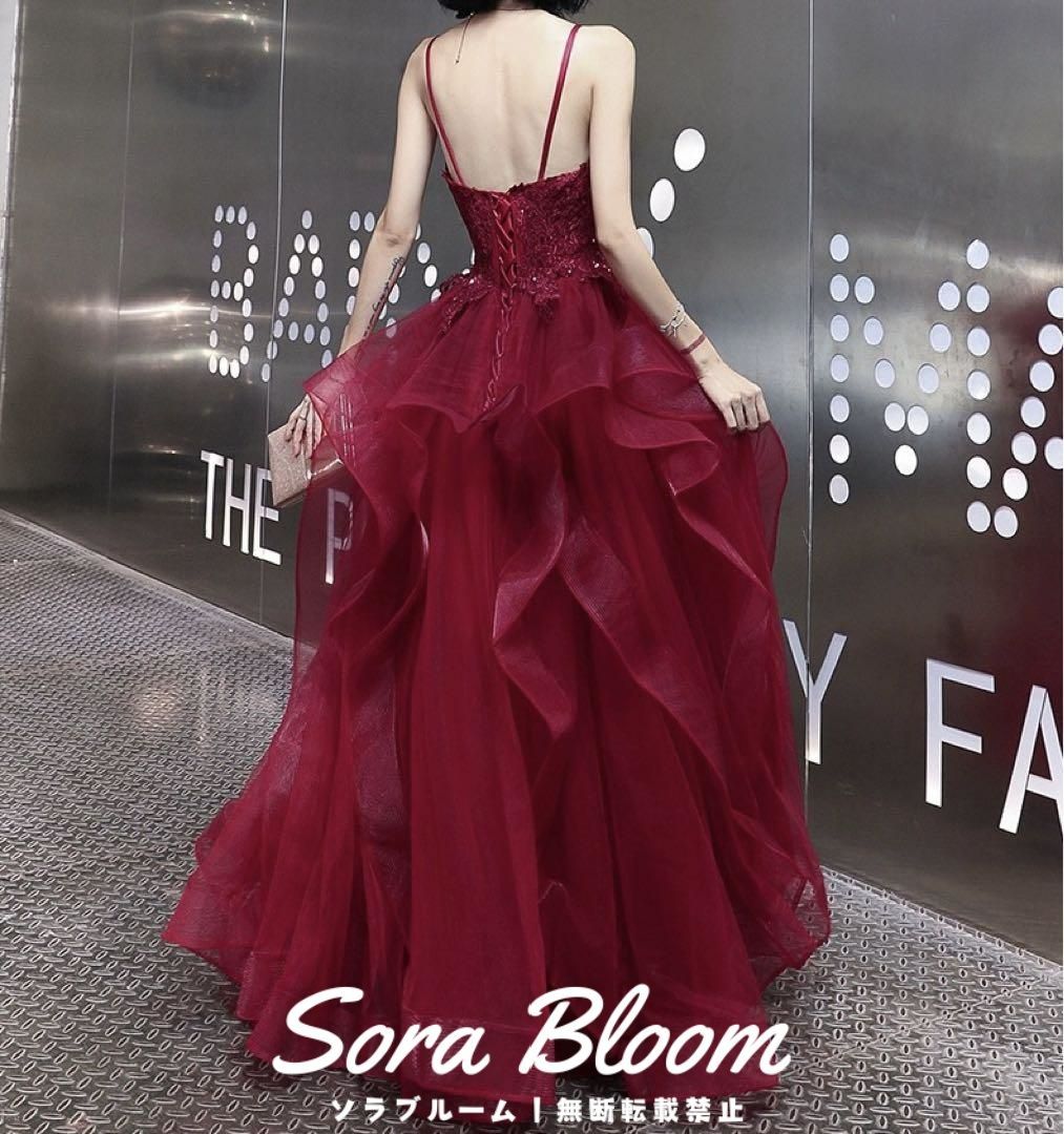 お花のデザインがオシャレで可愛い  イブニングドレス♩.• 新品・未使用】お花のデザインにフリルがオシャレで可愛い