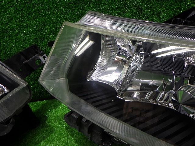 bB ヘッドライト 左右 HID QNC20 21 25 B1-2 バラスト付き トヨタ 比較的 251015039