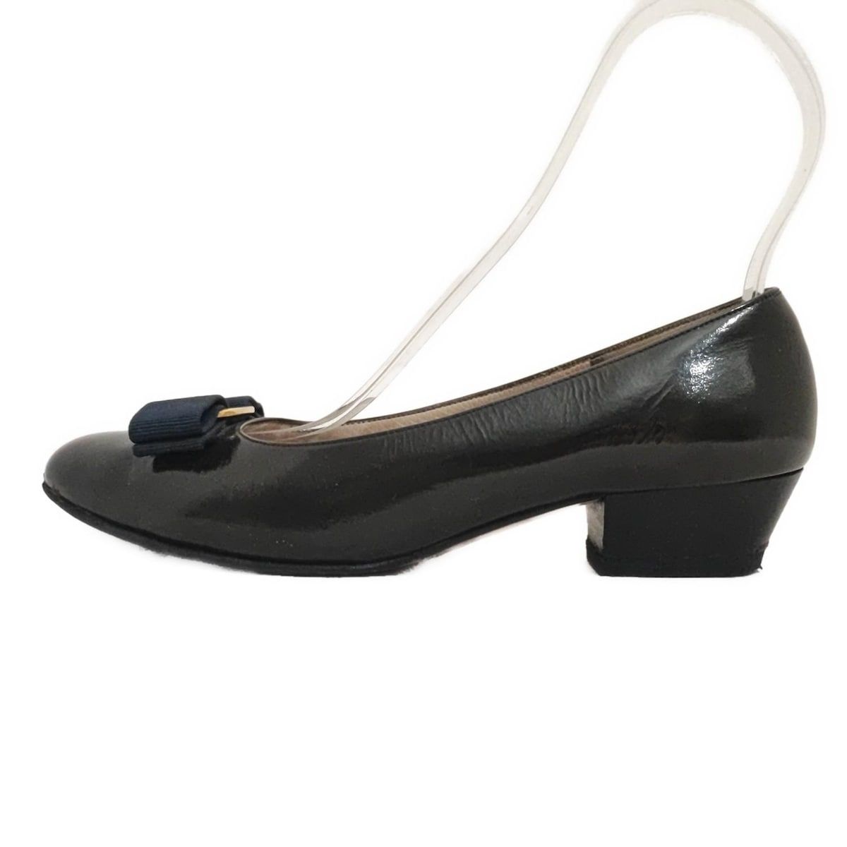 フェラガモ パンプス NAVY 紺 6 1/2 C フェラガモ 紺色 パンプス 6