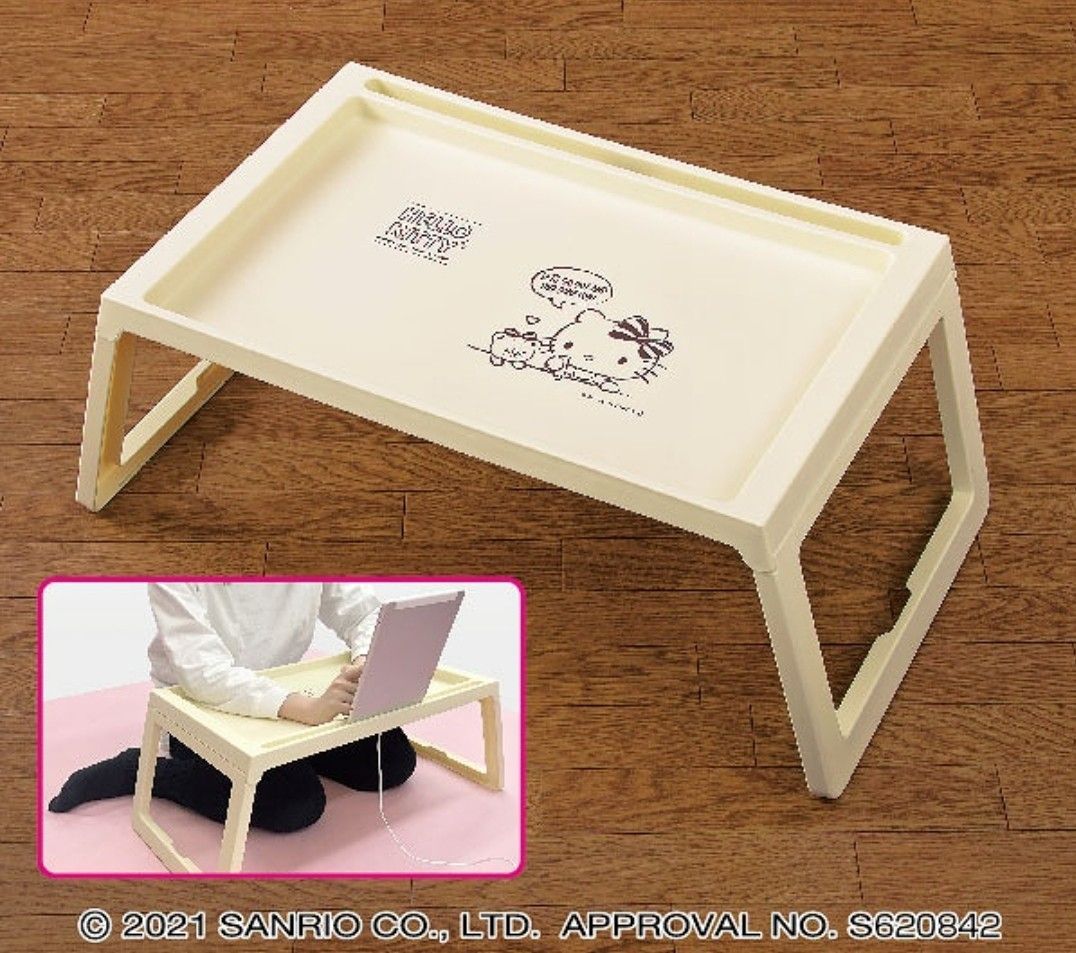 ハローキティ　ラップトップデスク2点セット　新品未開封 新品未開封 ハローキティ ラップトップデスク - メルカリ
