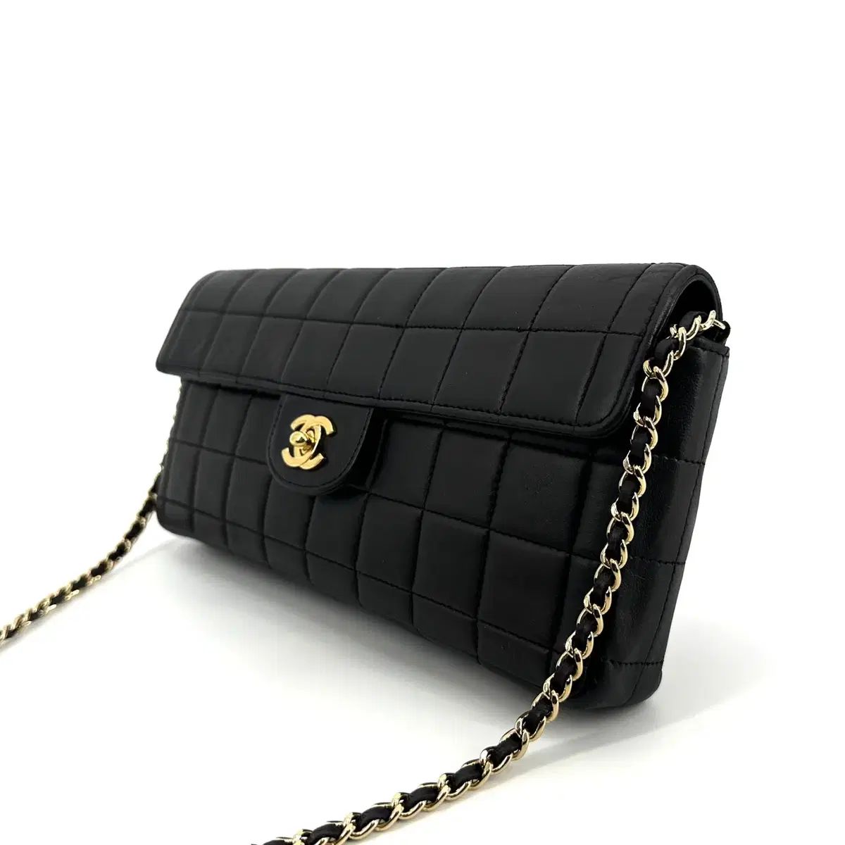 m*4様 激レアCHANEL 2.55 チョコバーラムスキンバックポケットショル m*4様 激レアCHANEL 2.55 チョコバーラムスキンバックポケットショル