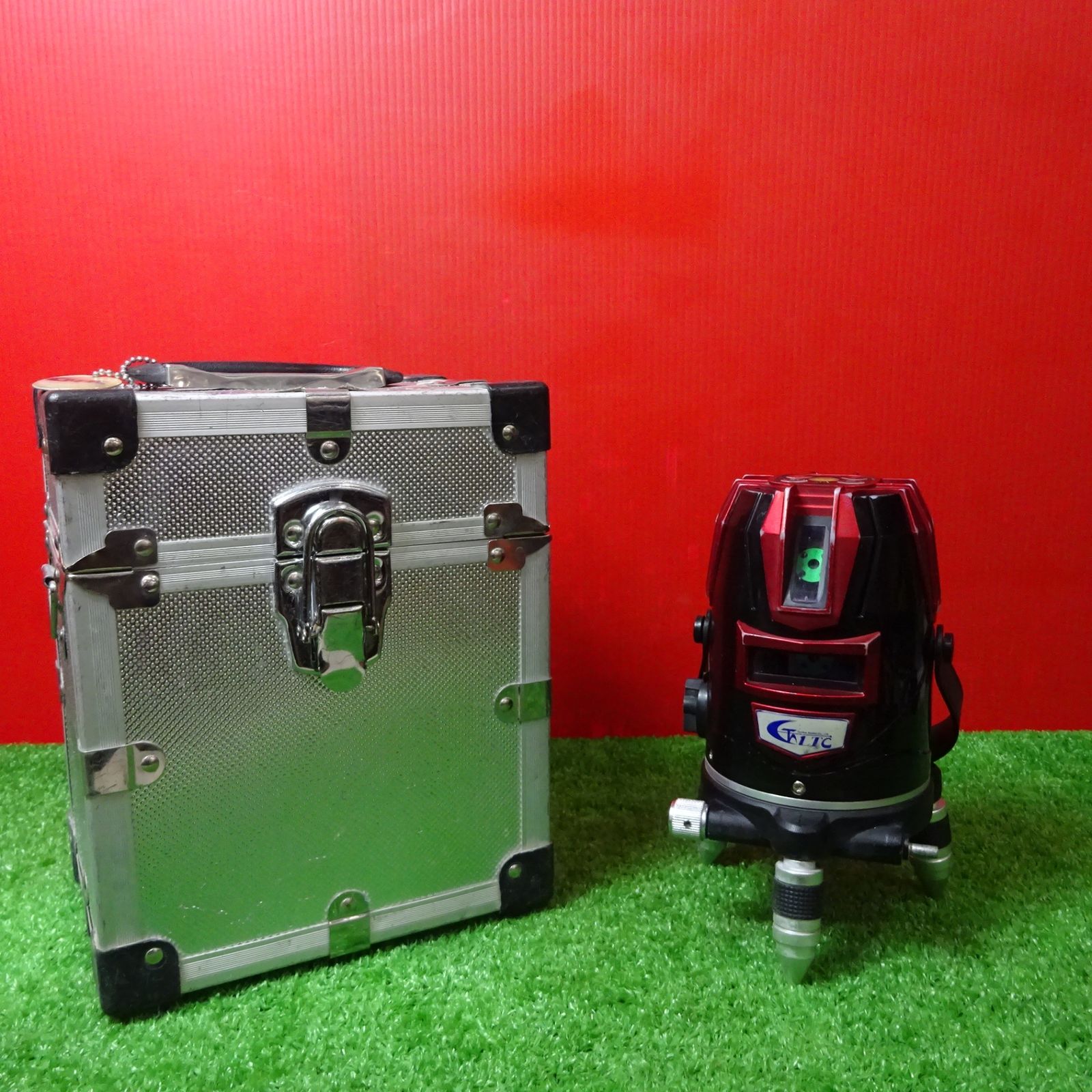 〇テクノ販売 LTC グリーンレーザー墨出し器 矩十字・横 LST-BG6 本体＋