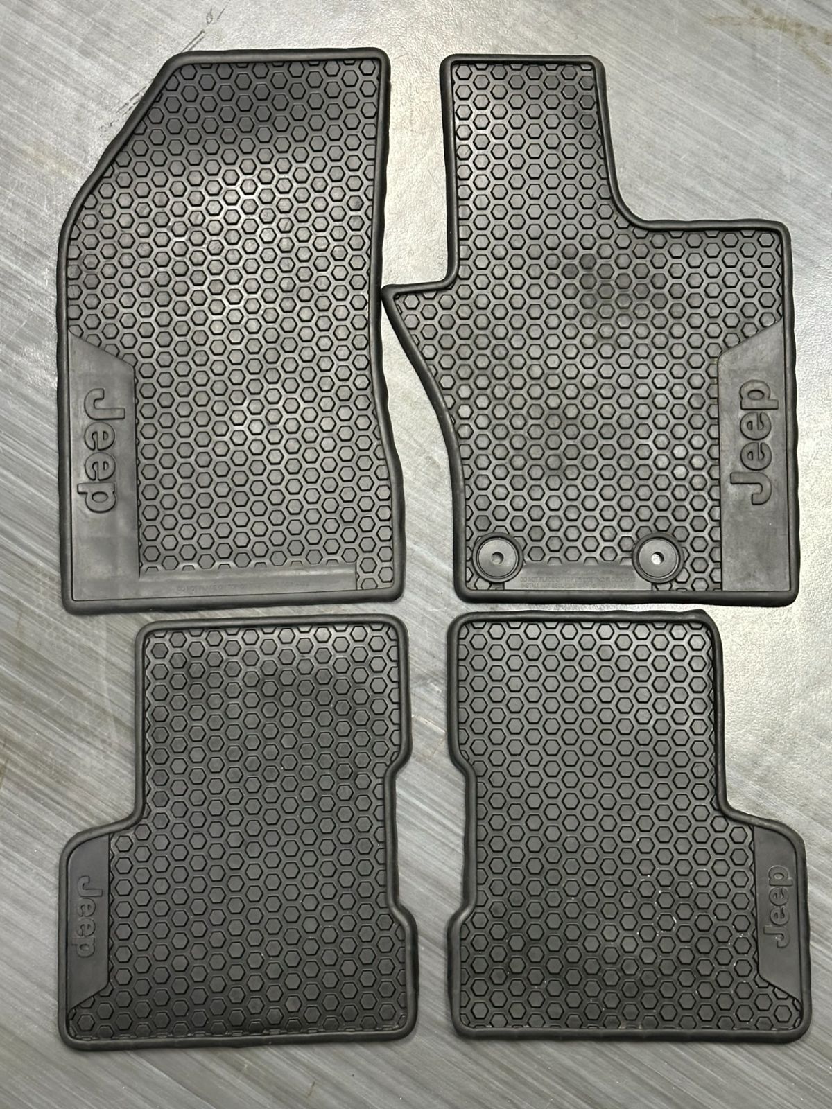 値下げ！ クライスラー JEEP ジープ 純正品 レネゲード BV 