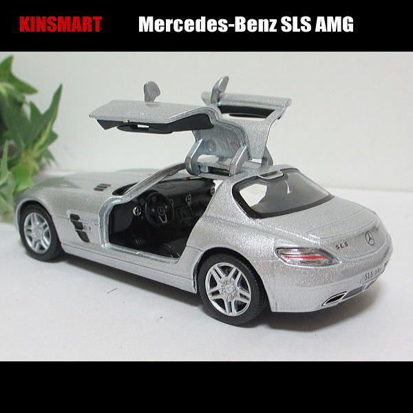 1/36メルセデス-ベンツ/SLS AMG(シルバー)/KINSMART/ダイキャストミニカー