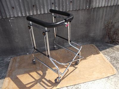 TS-25-0627-16 一部地域を除き アルコーDX 歩行器