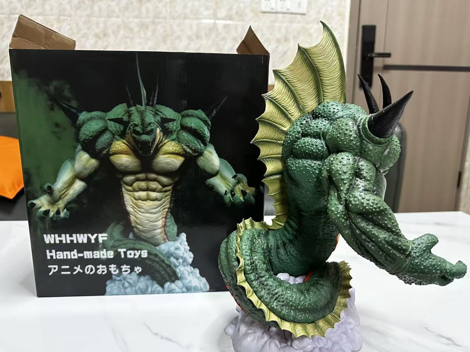 スタチュー