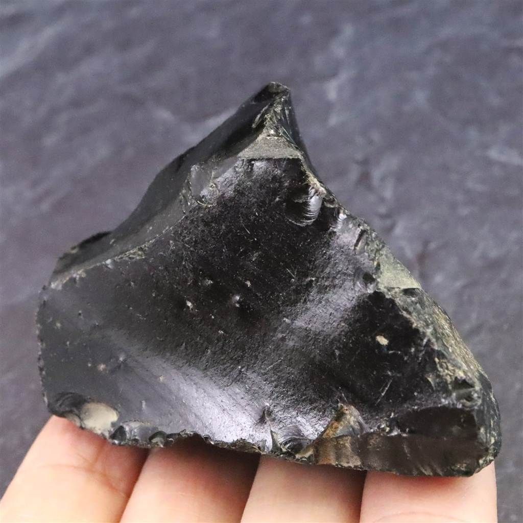 隠岐の島 黒曜石 原石 ディレクトリーカード付 68.2g 【榎本通商10143