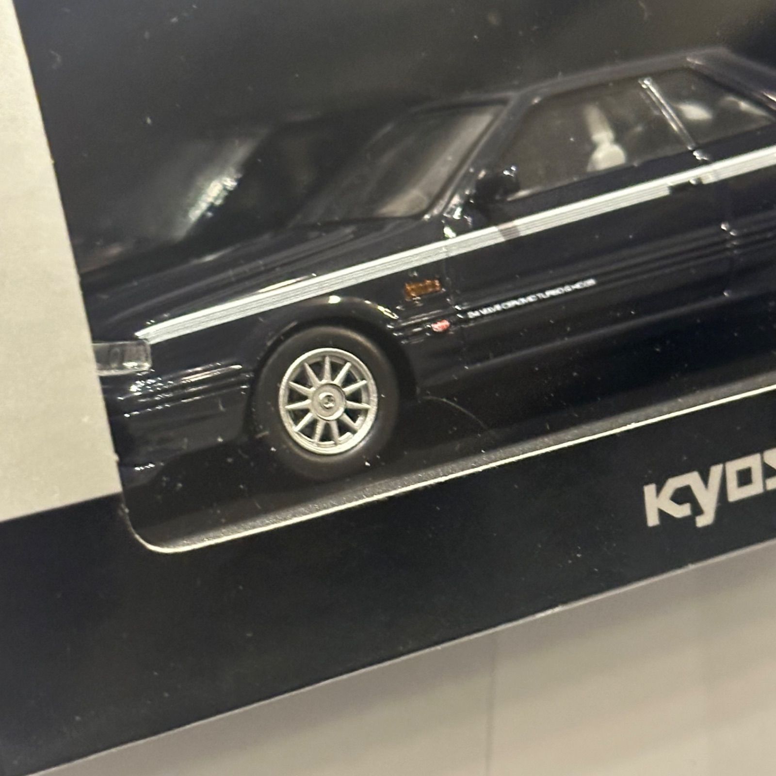 京商　1/43日産スカイライン2ドアクーペGTSツインカム24Vターボニスモ 1/43 京商 03707NB 日産 スカイライン 2ドア スポーツ クーペ GTS