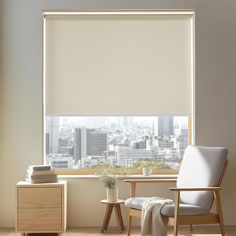 Deconovo ロールスクリーン 幅60cm 丈135cm ベージュ ロールカーテン チェーン式 1級遮光 断熱 遮熱 防音 UVカット 表裏同色 0