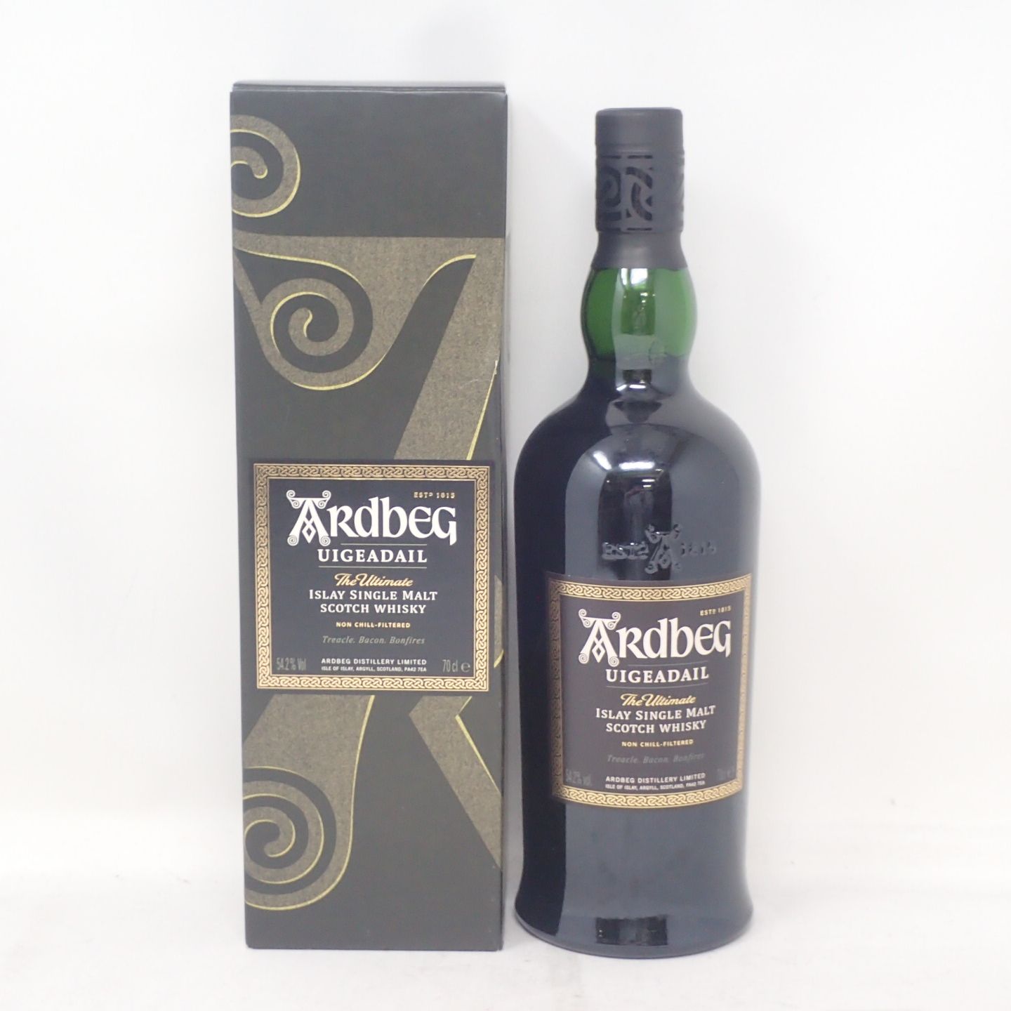 アードベッグ ウーガダール 700ml 54.2％ 箱付き ARDBEG【B】 - メルカリ