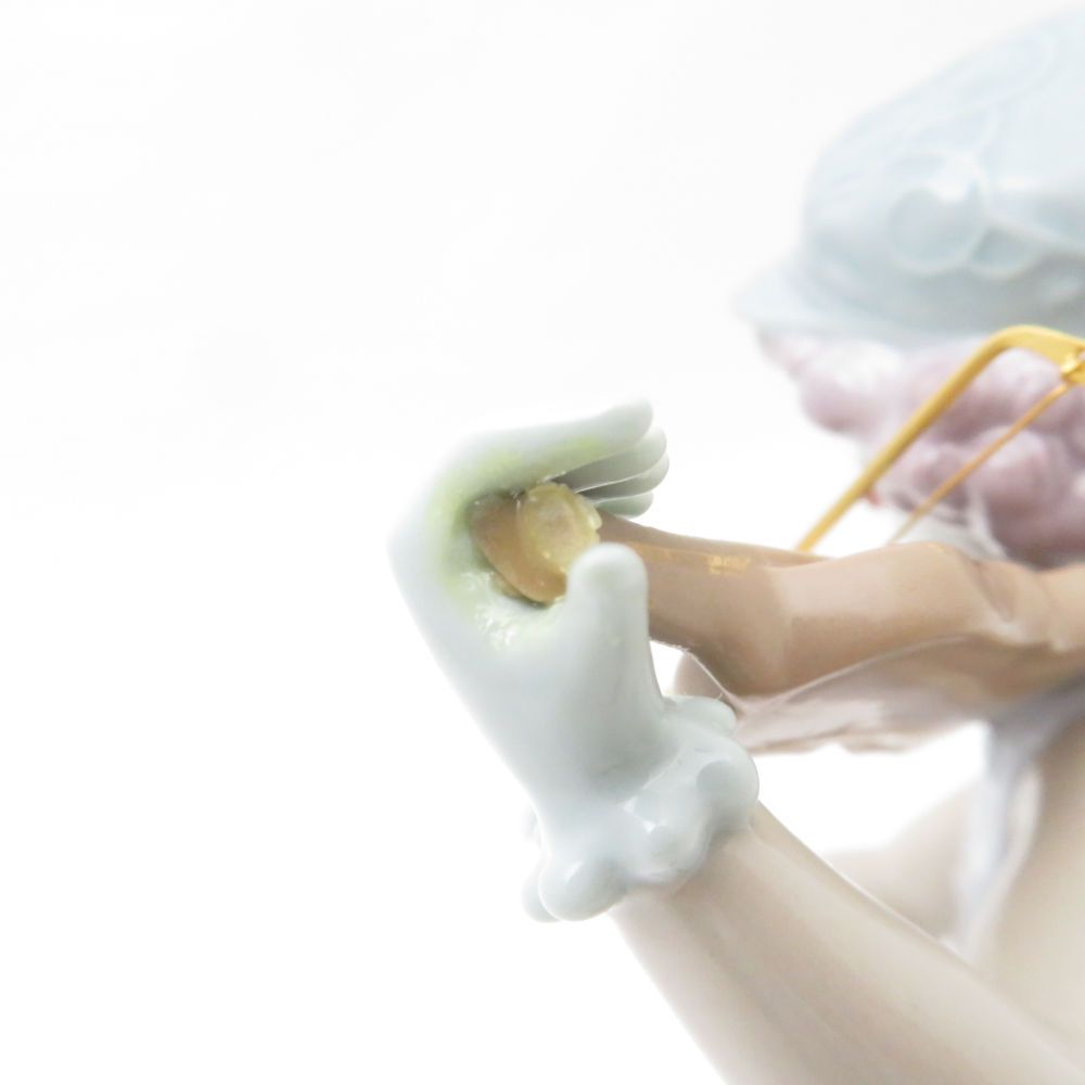 リヤドロ ボヘミアメロディ 難有 LLADRO リヤドロ 8239 『ボヘミアメロディ』 フィギュリン