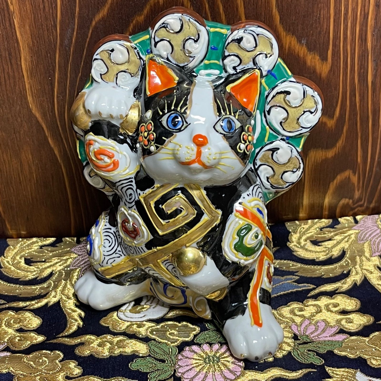 願いが叶う】【風神雷神①】【九谷焼】風神招き猫 黒盛り