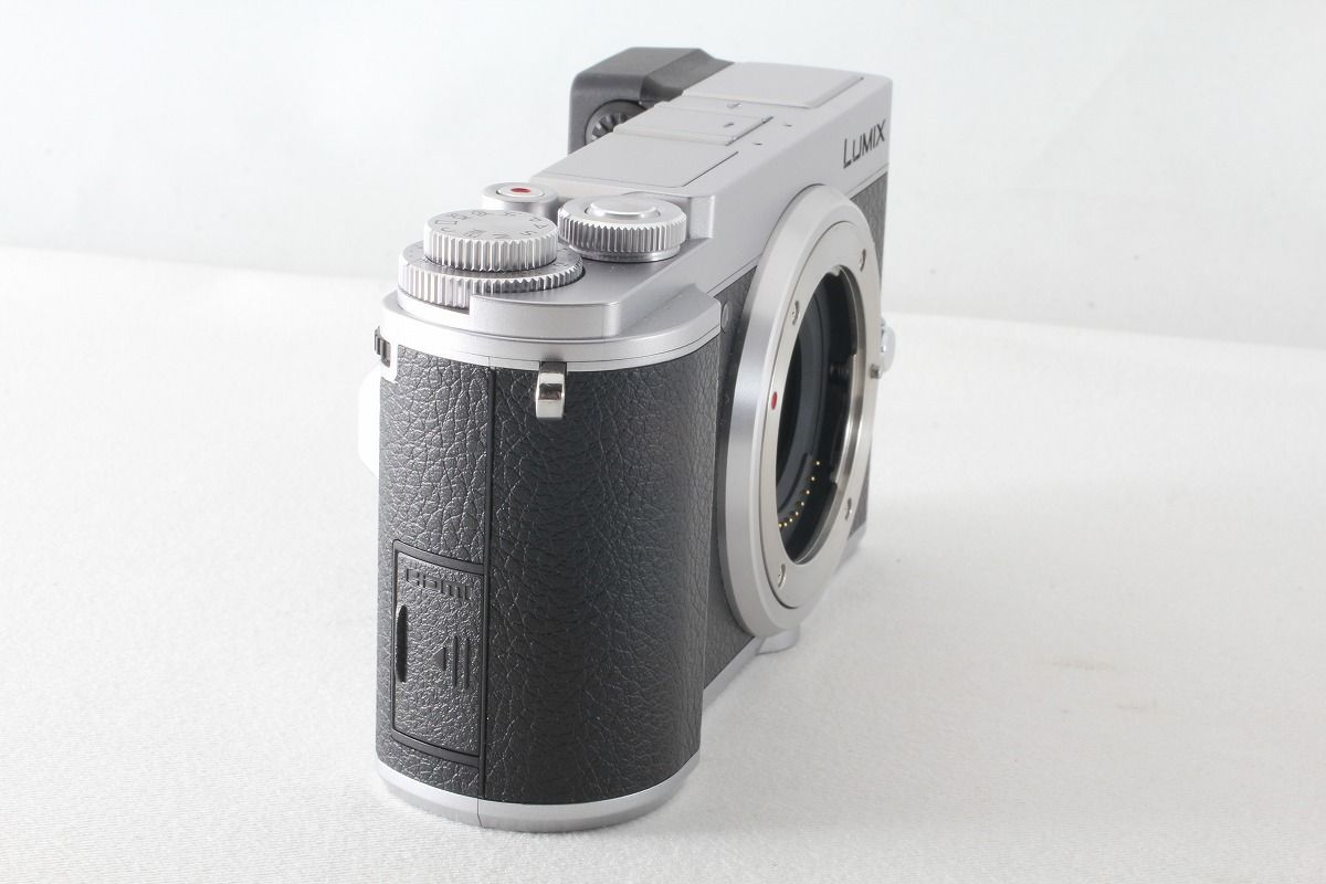 パナソニック Panasonic LUMIX DC-GX7MK3 ボディ シルバー 僅か