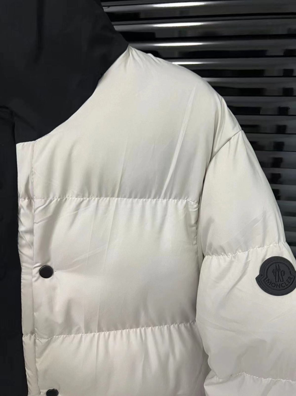本日限定最終お値下げ！モンンクレール MONCLER モンクレール ダウンジャケット｜本日限定特価｜新品未