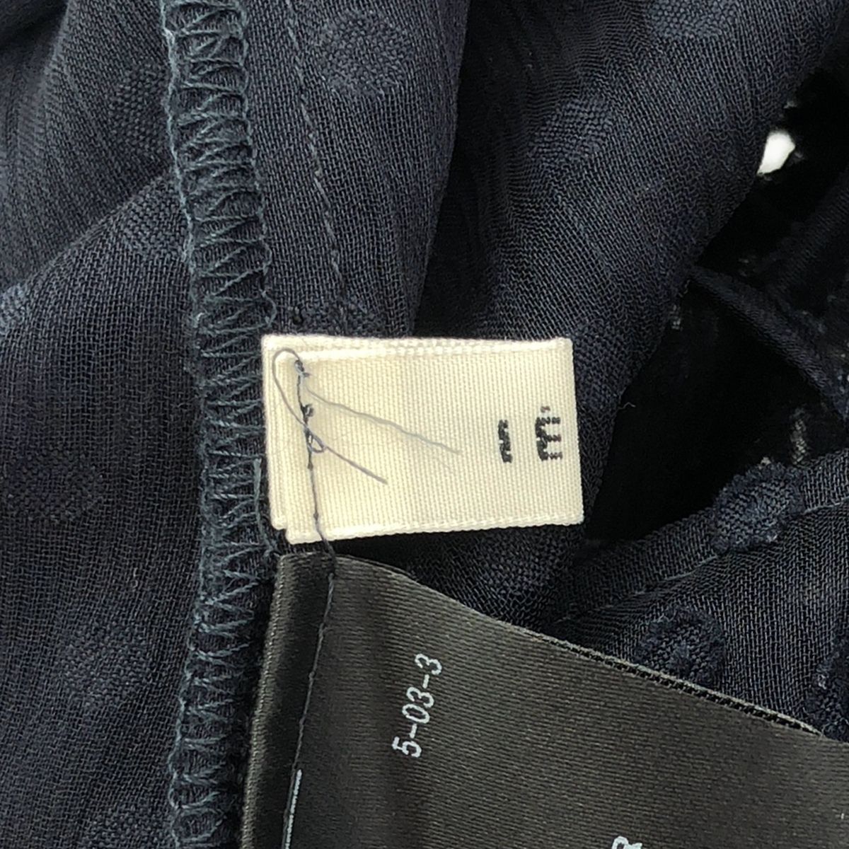 IENA イエナ 24SS ＆NAVY プリーツフリルブラウス 24051900208010 ネイビー F IENA（イエナ） ブラウス シャツ ドビーカットワークフリルブラウス