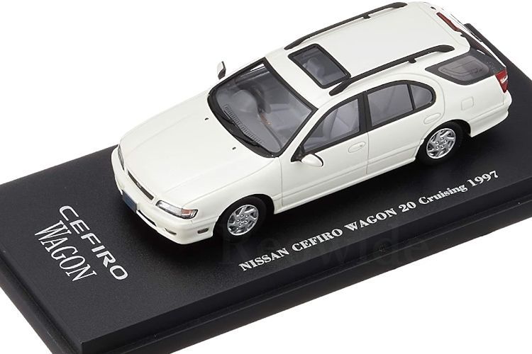 CAM 1/43 日産 セフィーロ ワゴン 1997 WA32 プラチナホワイト