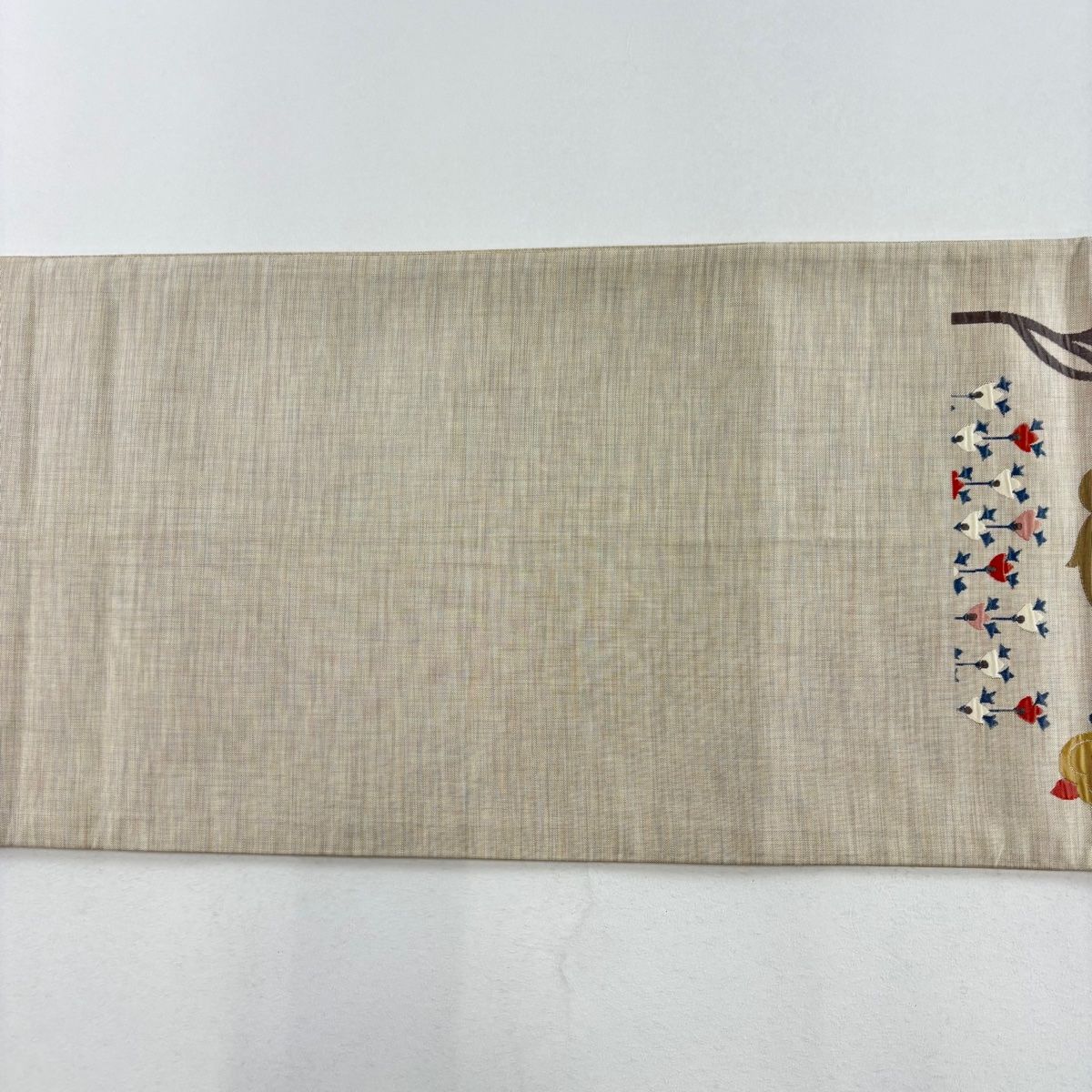 A26 美品　袋帯　綴れ　花草 袋帯 美品 名品 木屋太 落款 草花 ベージュ 六通 正絹 【中古