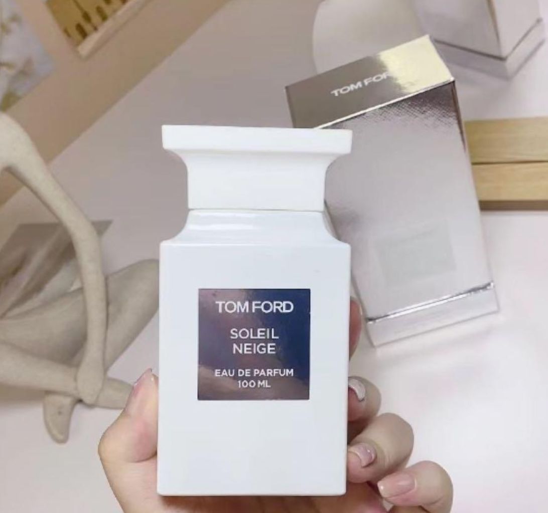 トムフォード　ソレイユ　ネージュ　１００ｍｌ　約７割　ＥＤＰ トム フォード ビューティのフレグランス「ソレイユ ネージュ