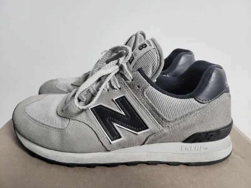 New Balance ニューバランス 574 クラシック グレーネイビー 260 s34