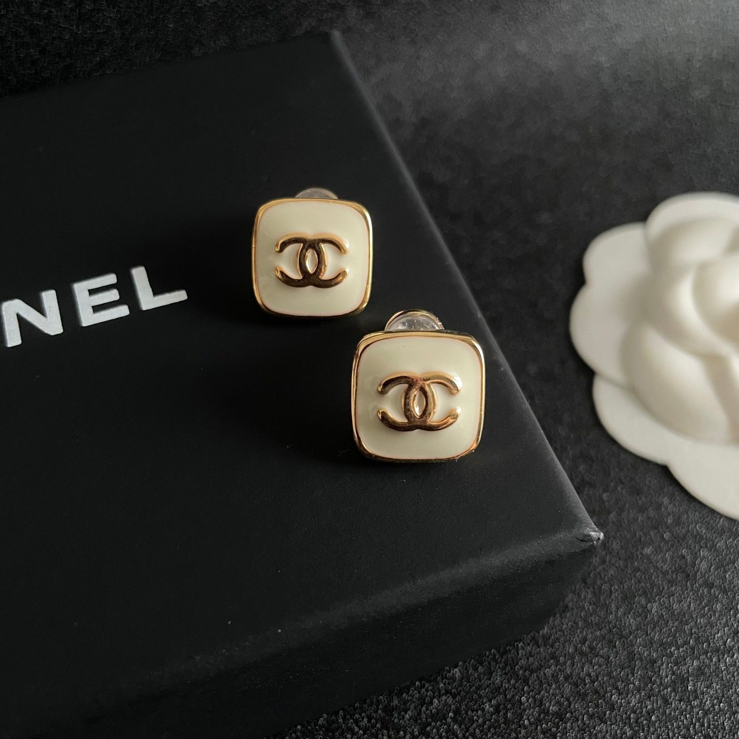 今日特価】CHANEL ヴィンテージ ピアス クラシックエレガンス