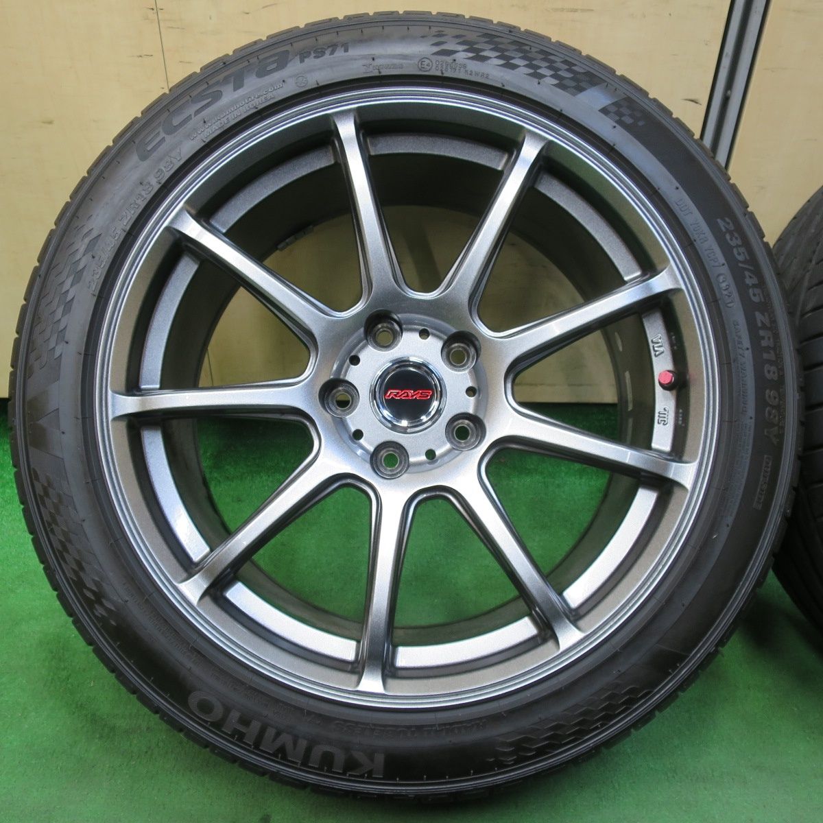 送料無料] バリ溝！21年！キレイ！9.5分☆G.Speed 235/45R18 クムホ 