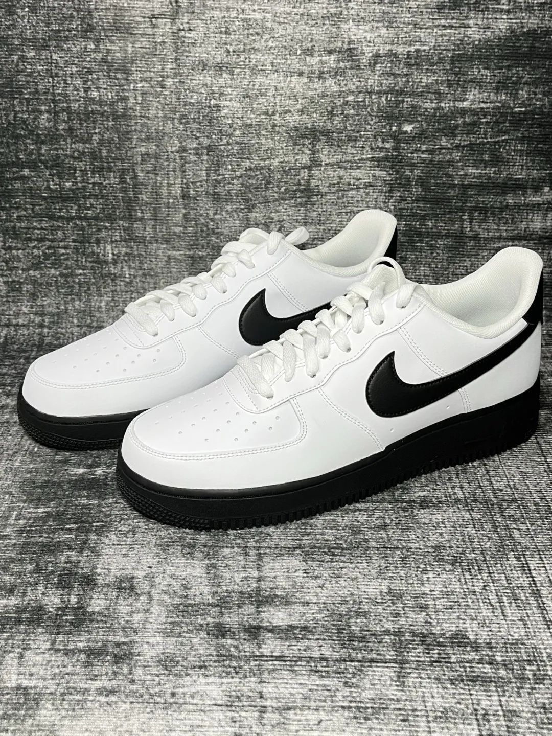 新品ナイキ エアフォース1 Nike Air Force 1 Team Rad low ホワイト レディース メンズ スニーカー