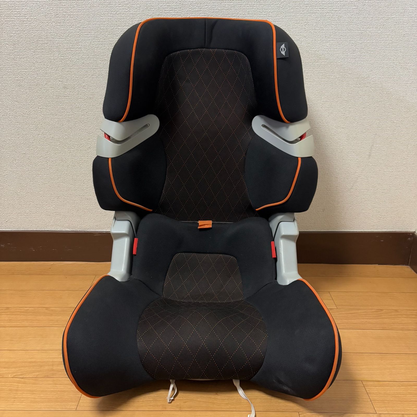 希少 BMW MINI ジュニアシート ブラック オレンジ リッチ スーパーカー 