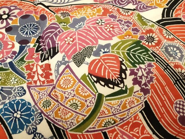 平和屋着物○豪華振袖 紅型 吉祥花鳥文 鬼しぼ縮緬 正絹 逸品  