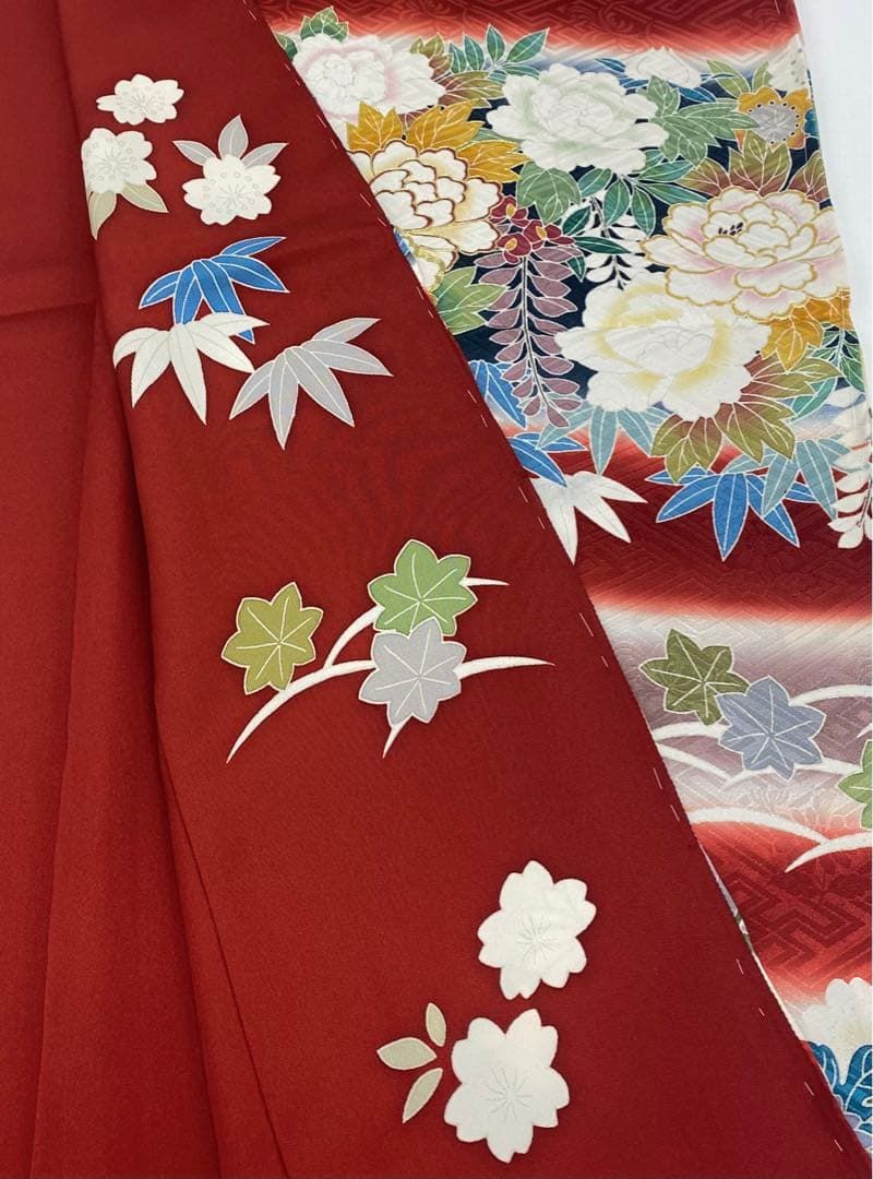 振袖 仮絵羽 京友禅 横段 金駒 紋意匠 正絹 未仕立て品 八掛付き