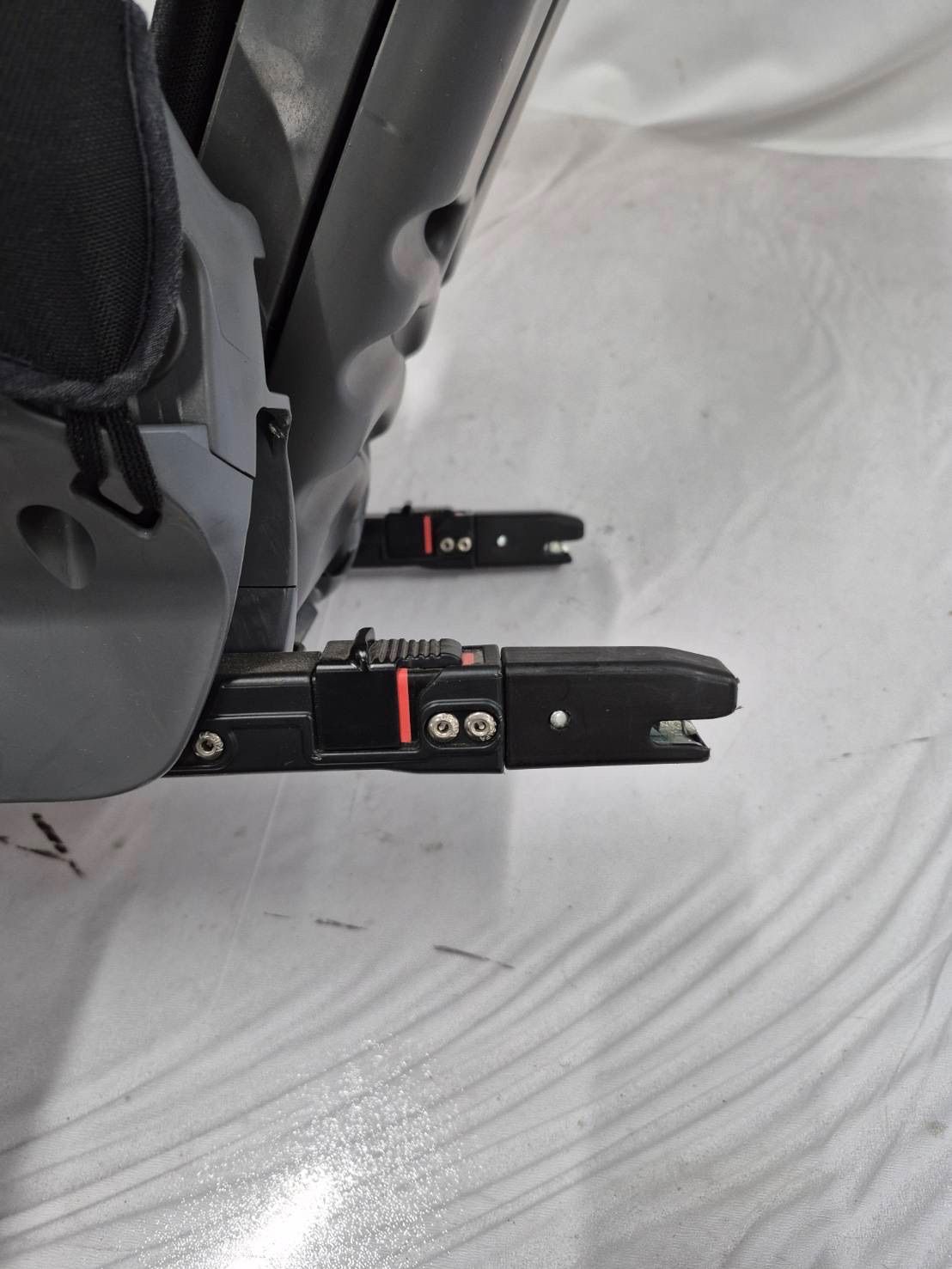 Audi ハイバックチャイルドシート ジュニアシート ブラック グレー