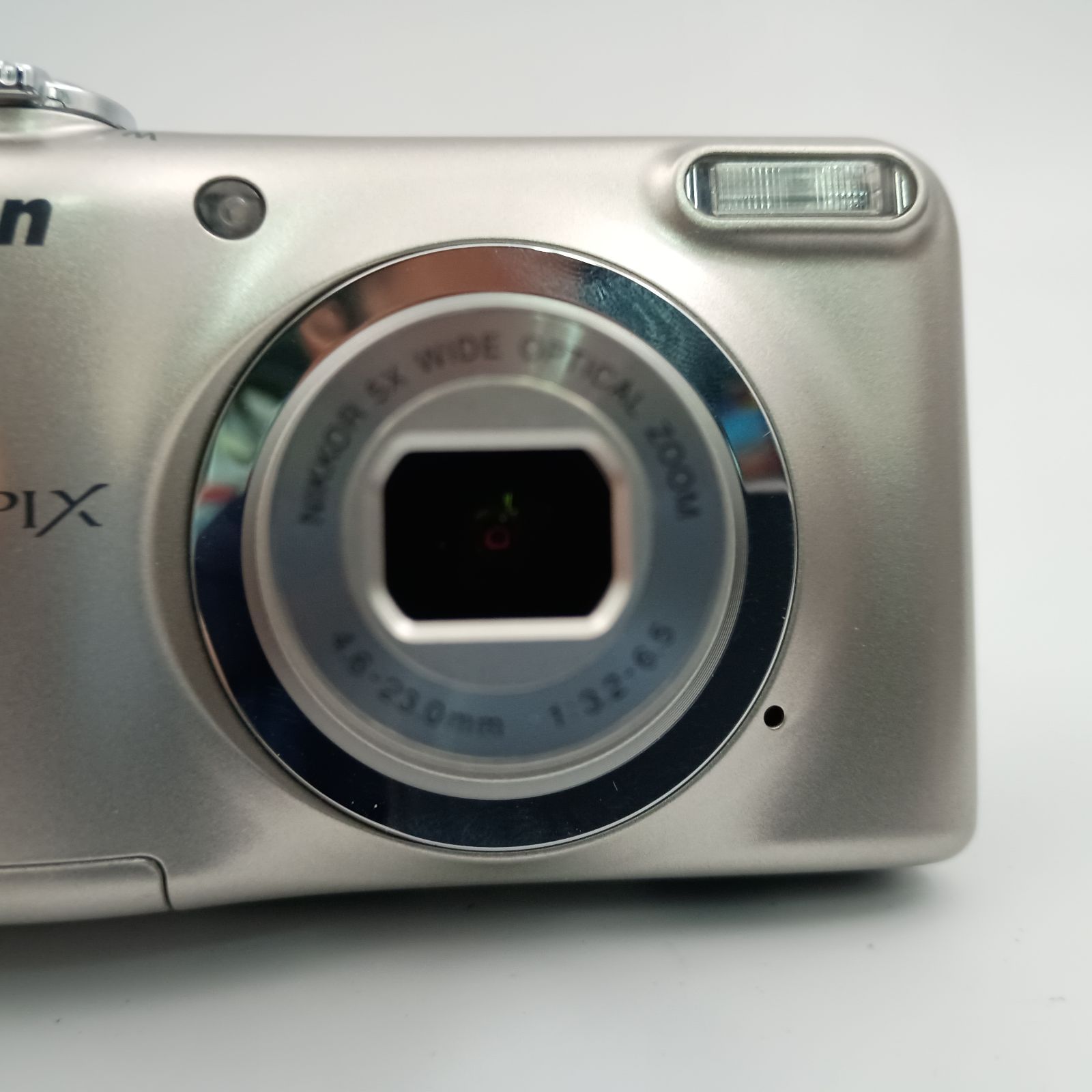 NIKON COOLPIX A10 デジタルカメラ シルバー Amazon.com : Nikon COOLPIX A10, Silver : Electronics