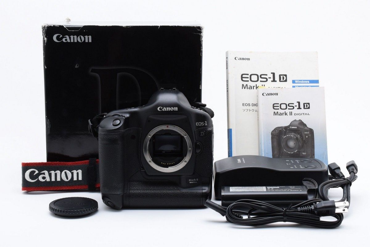 Canon キヤノン EOS-1D Mark II デジタル一眼レフカメラ