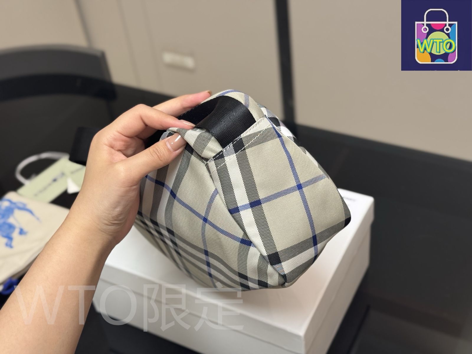今日特価】Burberry バーバリー ニューカメラバッグ シリーズ