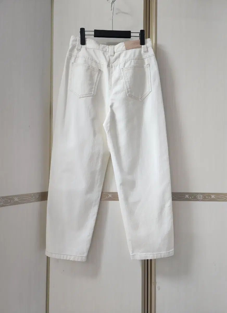 The HANDSOME LATT by T ネズミ テーパードフィット デニム パンツ DECORATOM_COM_BR