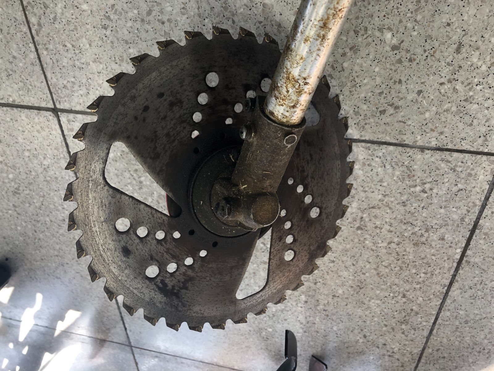 刈払機