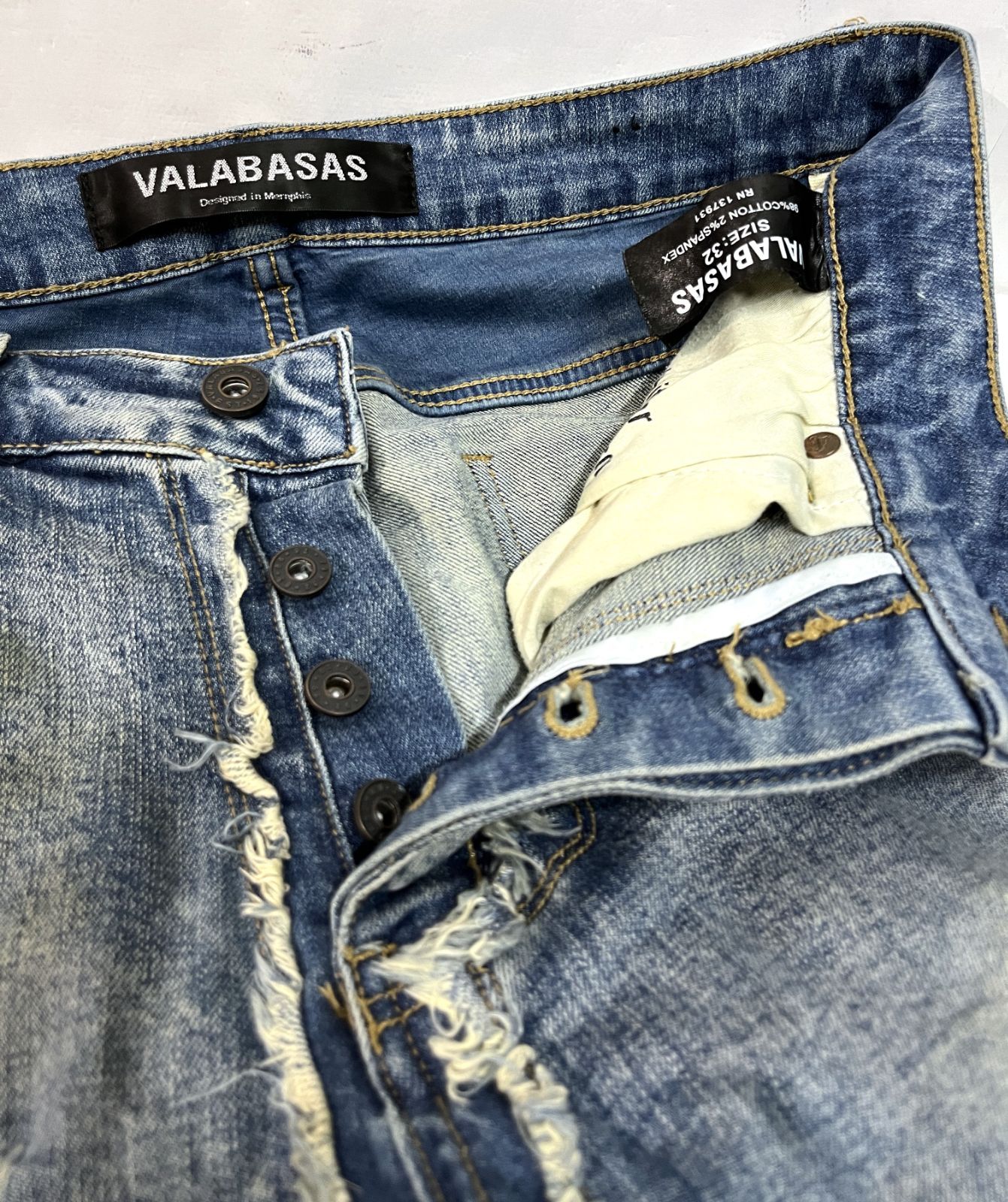 valabasas フレアデニム valabasas フレアデニム ヤンパト着用モデル